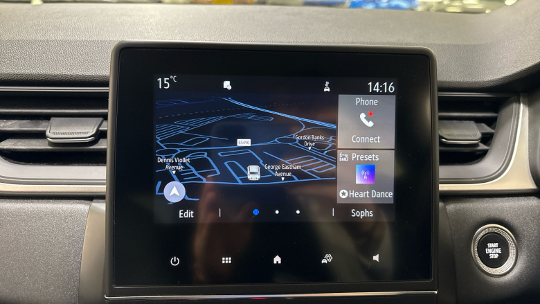 Renault Captur 1.3 TCE 140 Iconic 5dr EDC Petrol Hatchback